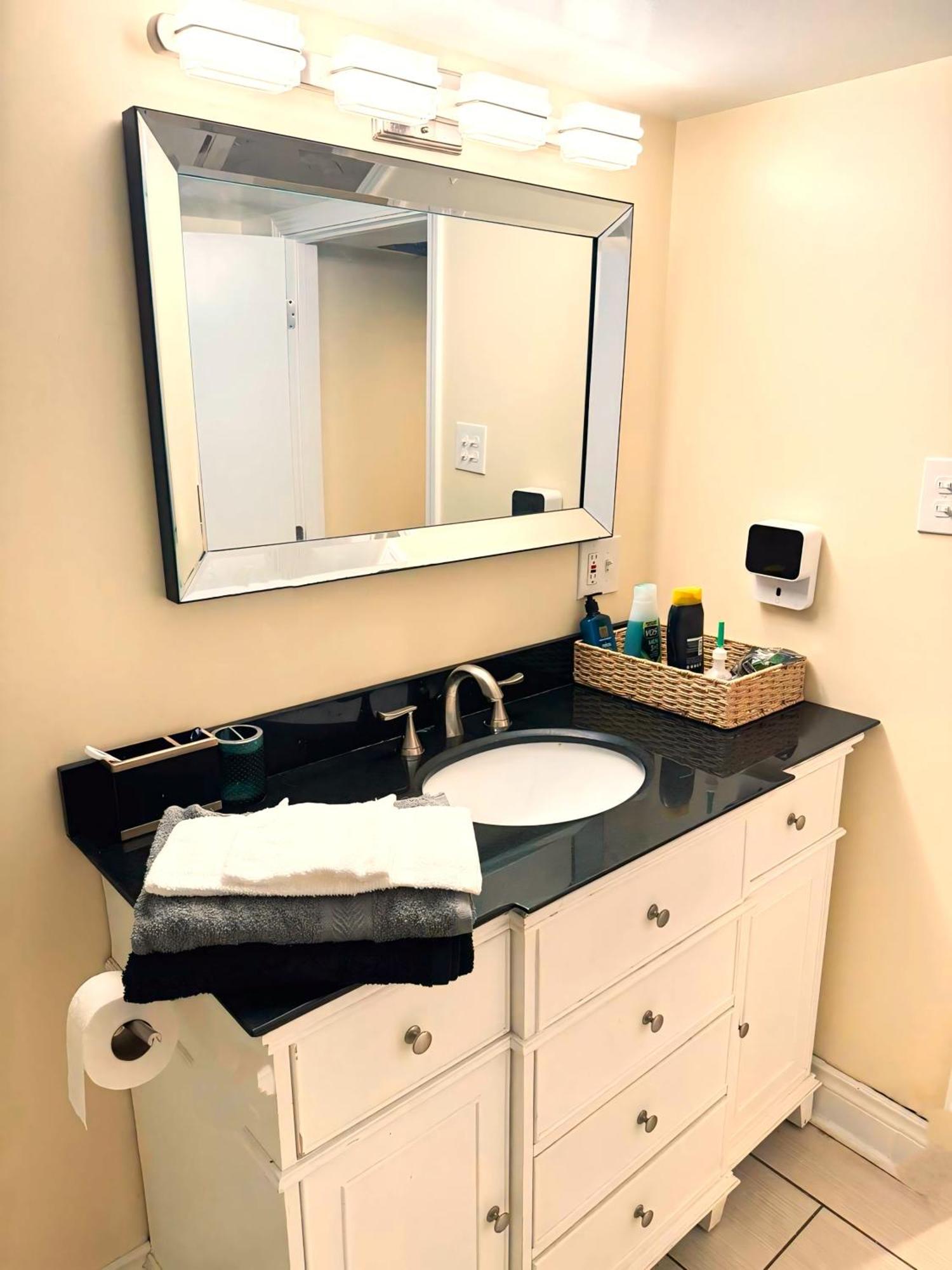 Fully Equipped Cozy 4/5 Br Lägenhet Chicago Exteriör bild