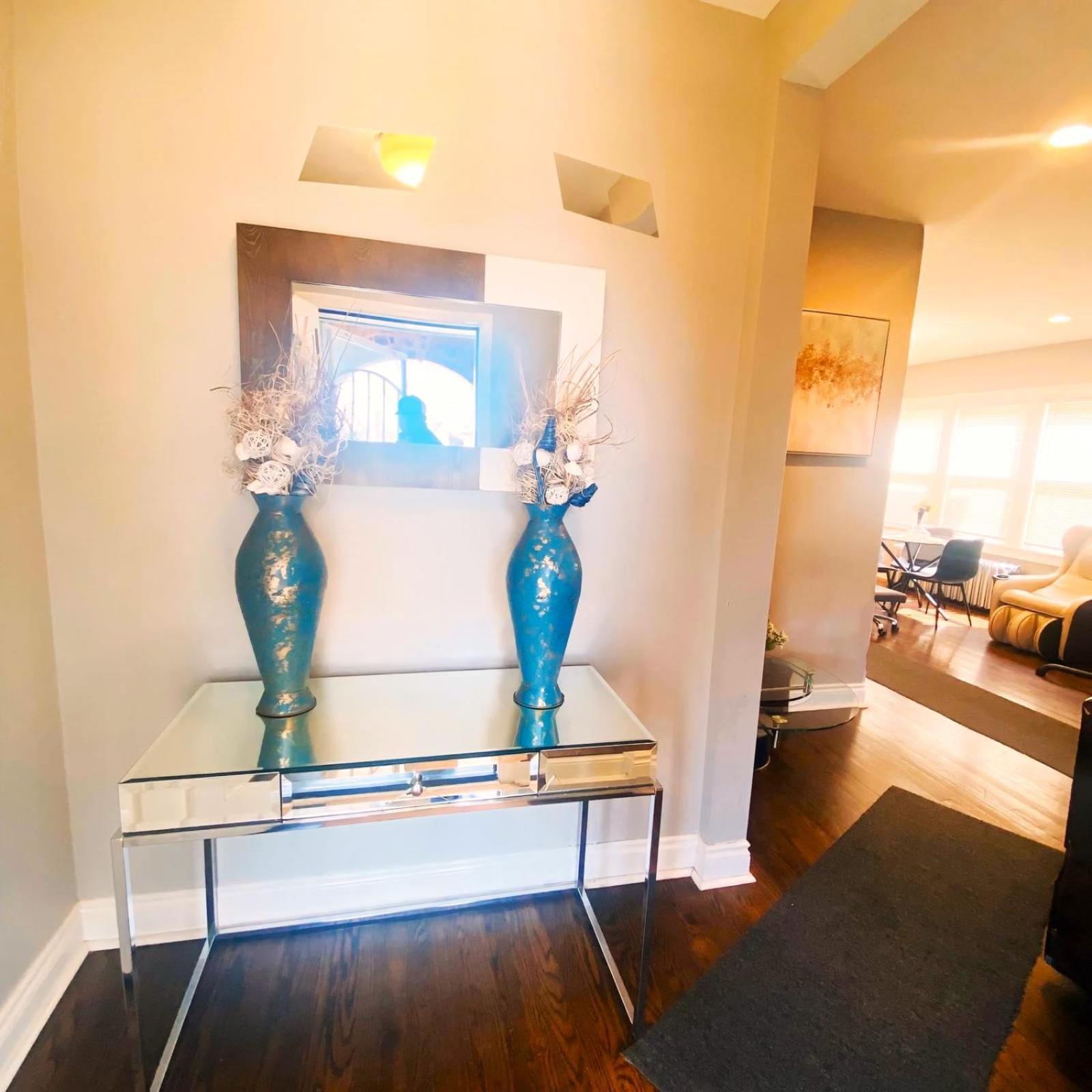 Fully Equipped Cozy 4/5 Br Lägenhet Chicago Exteriör bild