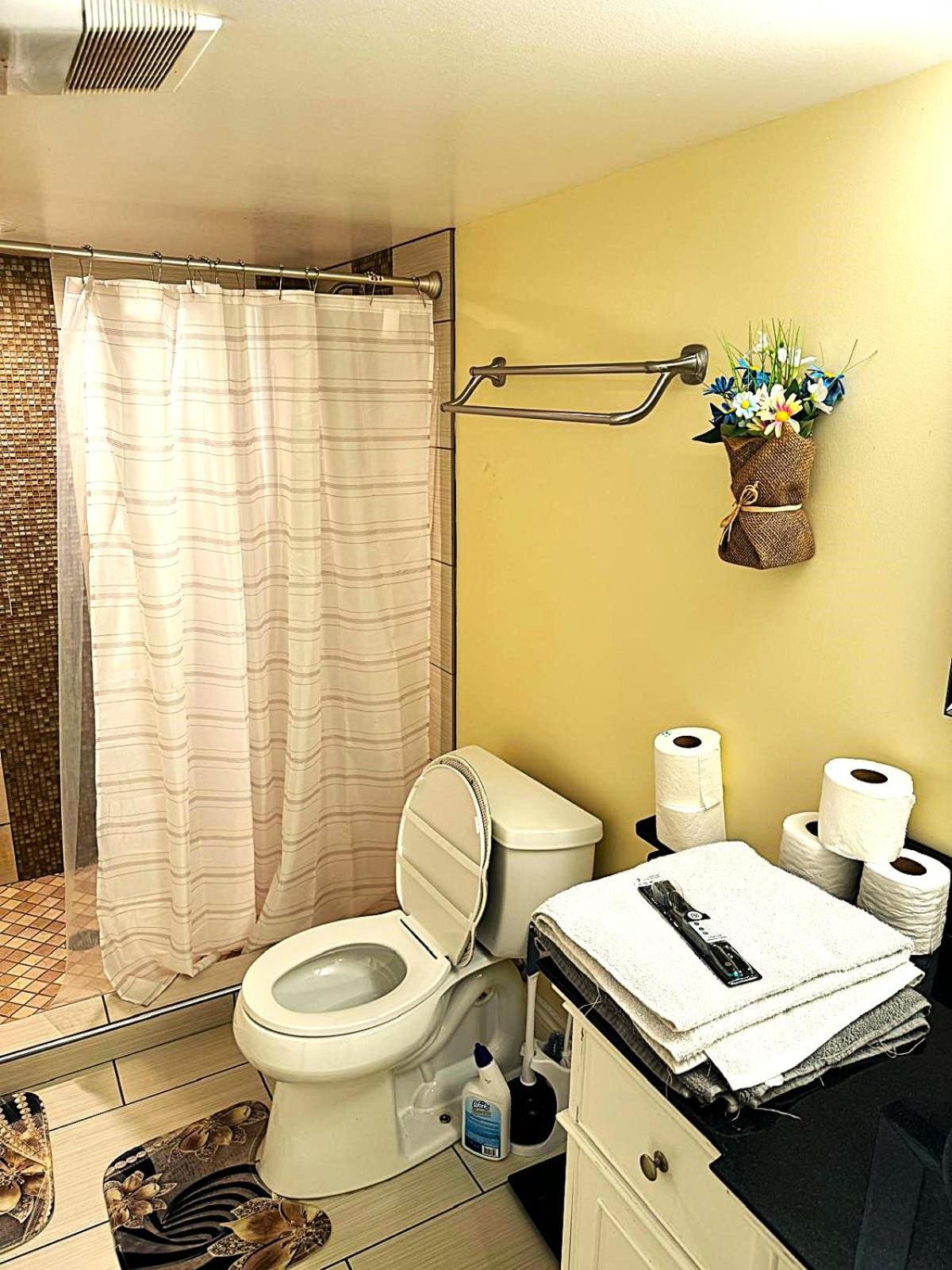 Fully Equipped Cozy 4/5 Br Lägenhet Chicago Exteriör bild